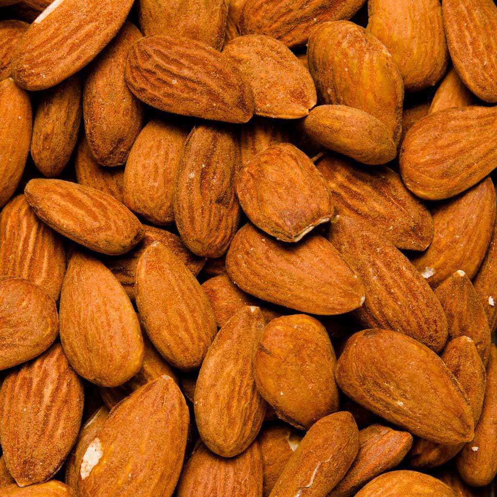 ALMENDRA CON PIEL CRUDA